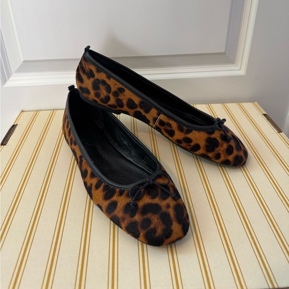 Boden leopard Flexi Sole Ballet flat, Size 40, Never Worn 🐆 - Picture 2 of 5